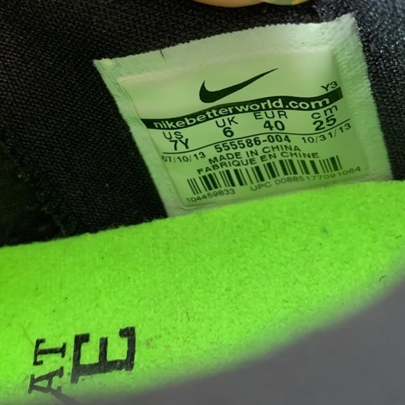 Kobe 8 GS ‘Christmas Snakeskin’ - Picture 9 of 10